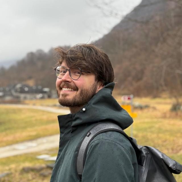 Marc Römmelt, smiling, outdoors